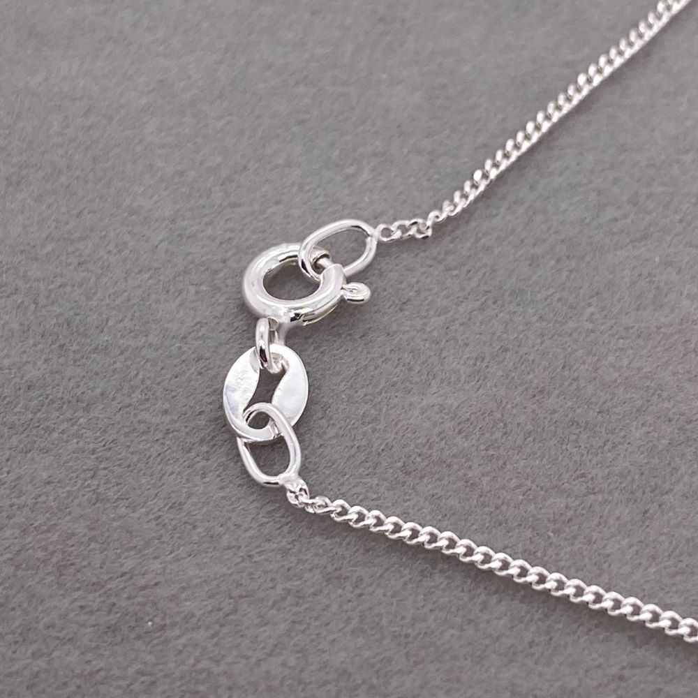 Irish Love Heart-Shaped Claddagh Pendant Necklace